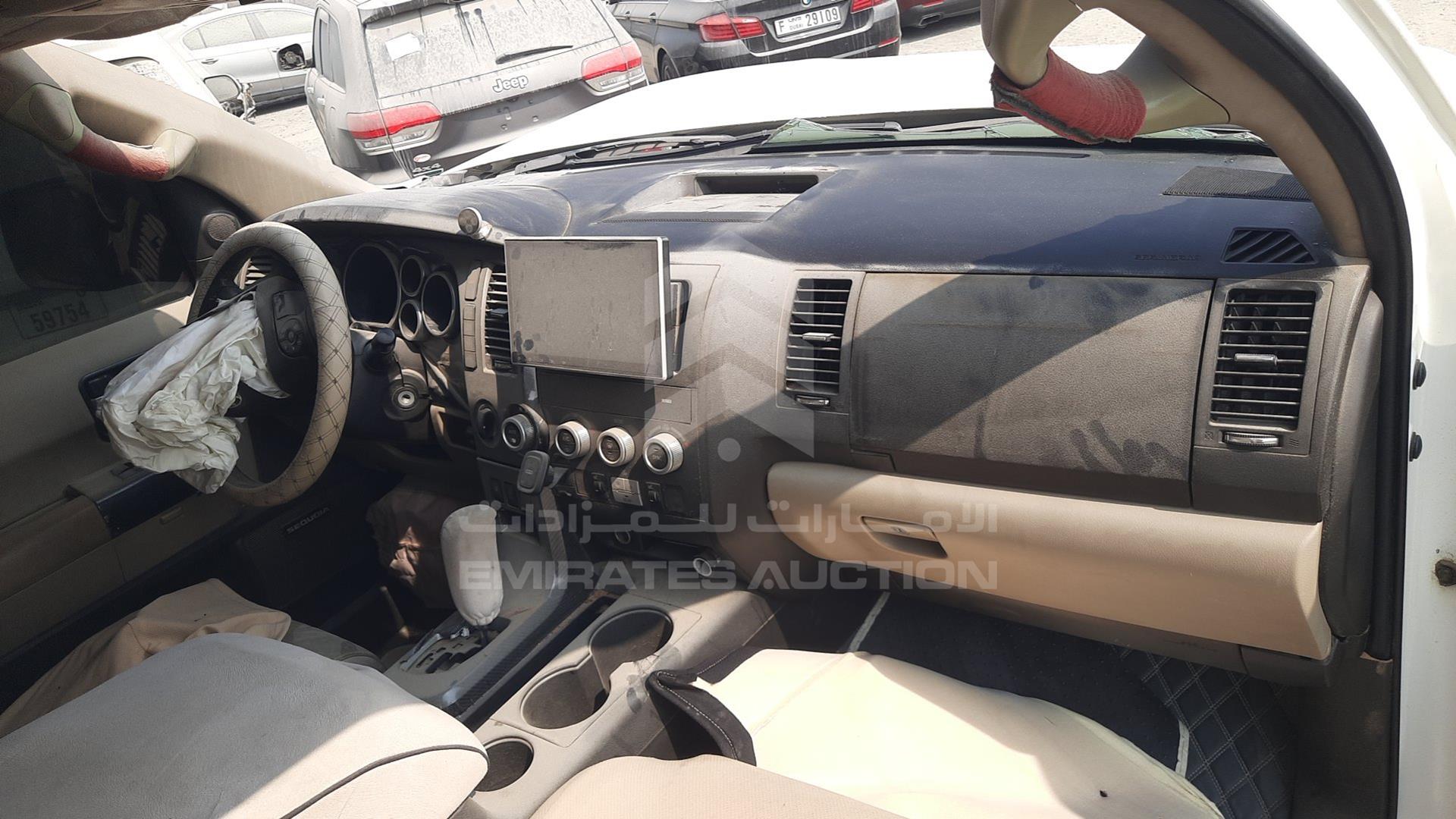 2010 TOYOTA SEQUOIA VIN: 5TDBY68A7AS031648