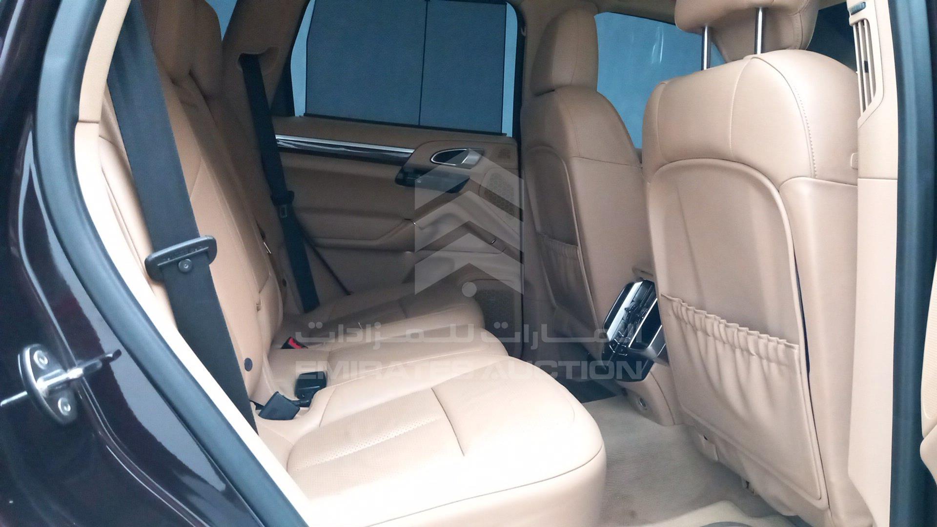 2014 PORSCHE CAYENNE VIN: WP1ZZZ92ZELA56182