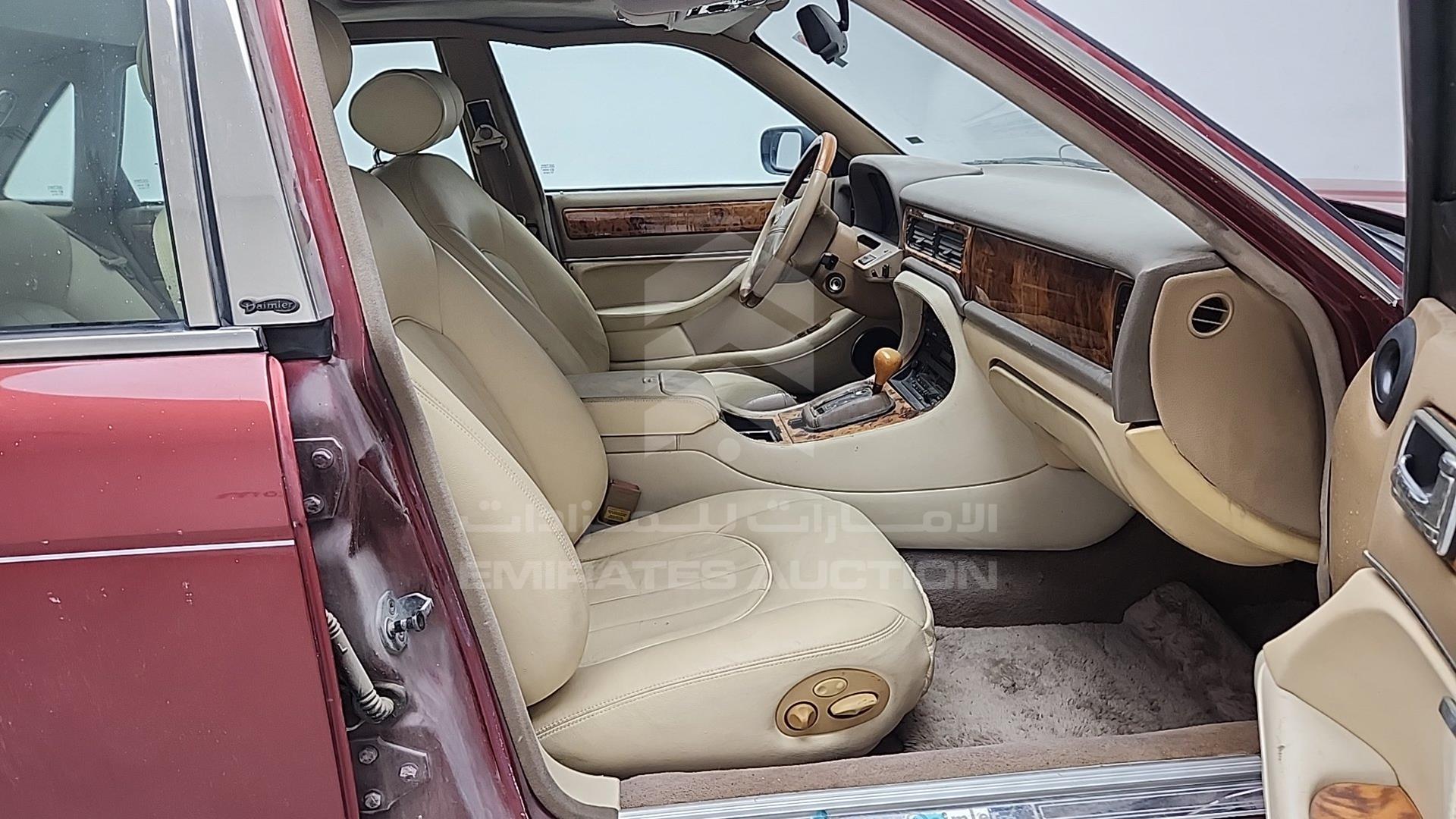 1995 JAGUAR DIMALER VIN: SAJDKALD4BC749886