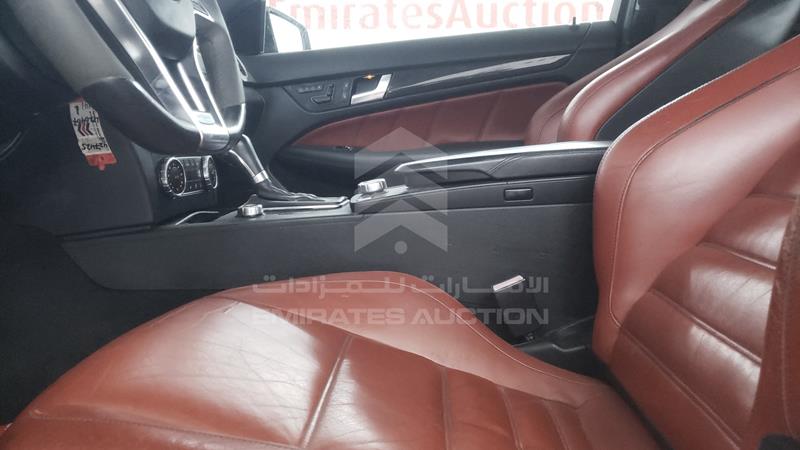 WDDGJ7HB7DG056594 Auction: EmiratesAuction Lot: 428637 WDDGJ7HB7DG056594 Mercedes C 63 AMG 2013 WHITE Photo 14