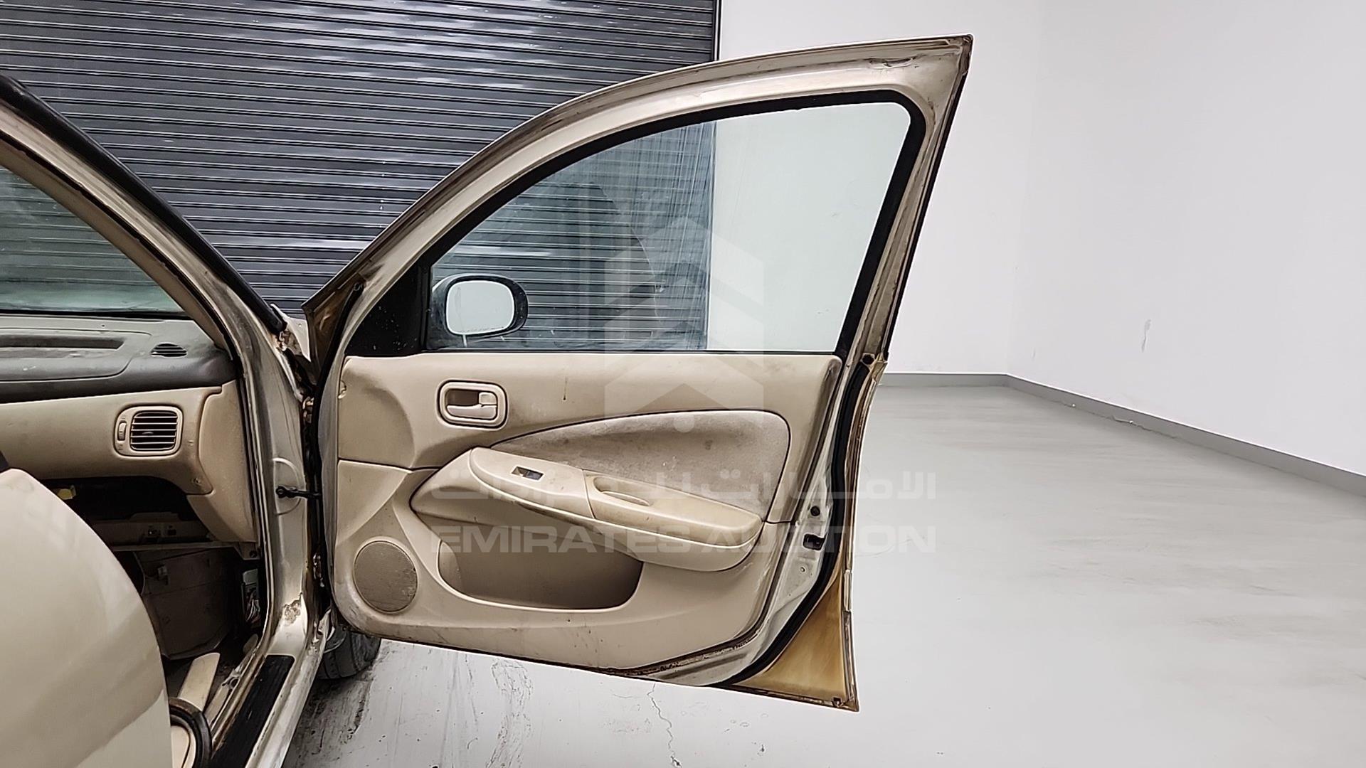 2003 NISSAN SUNNY VIN: JN1BN61C13W002589