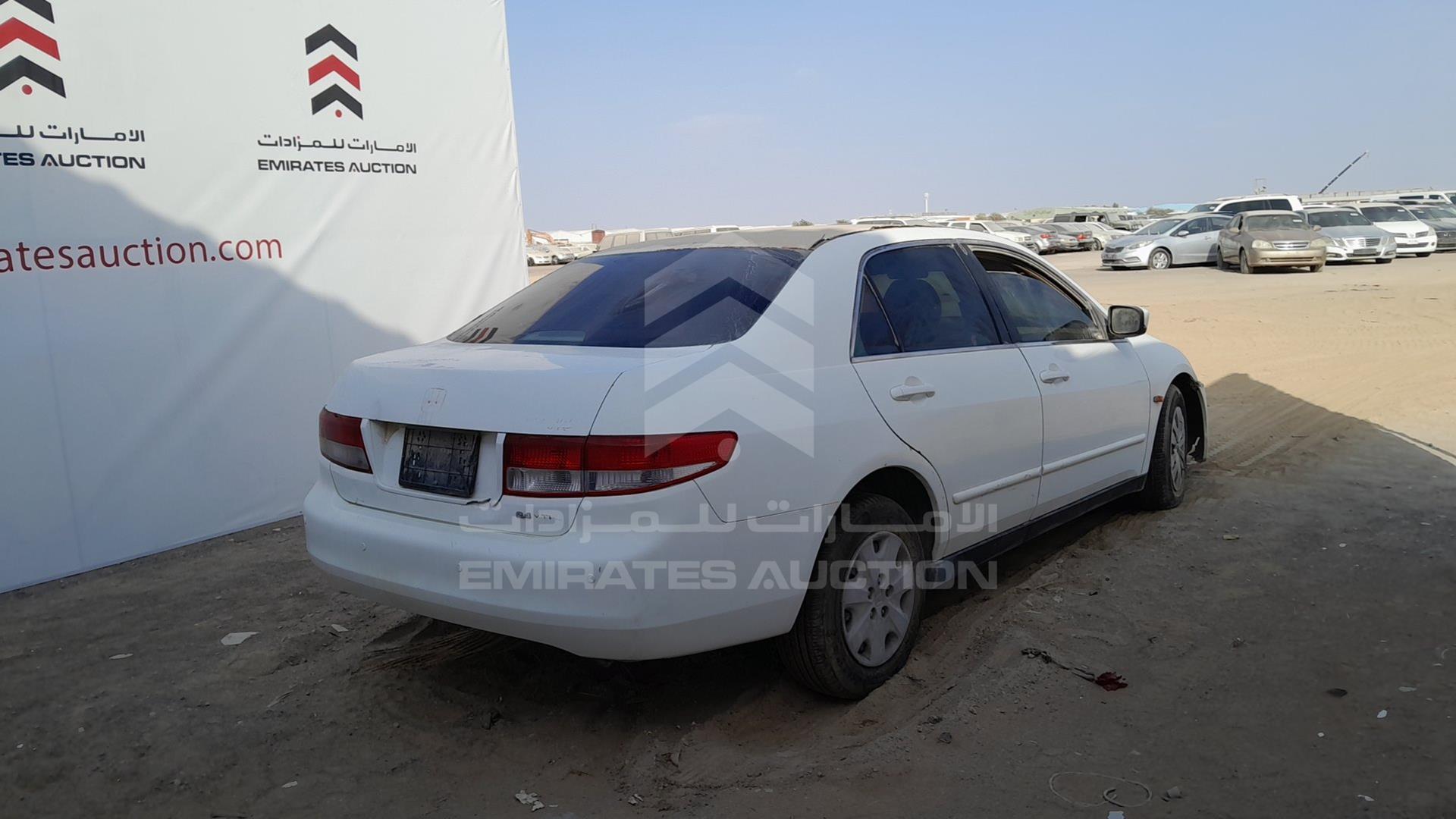 2003 HONDA ACCORD VIN: JHMCM56563C400423