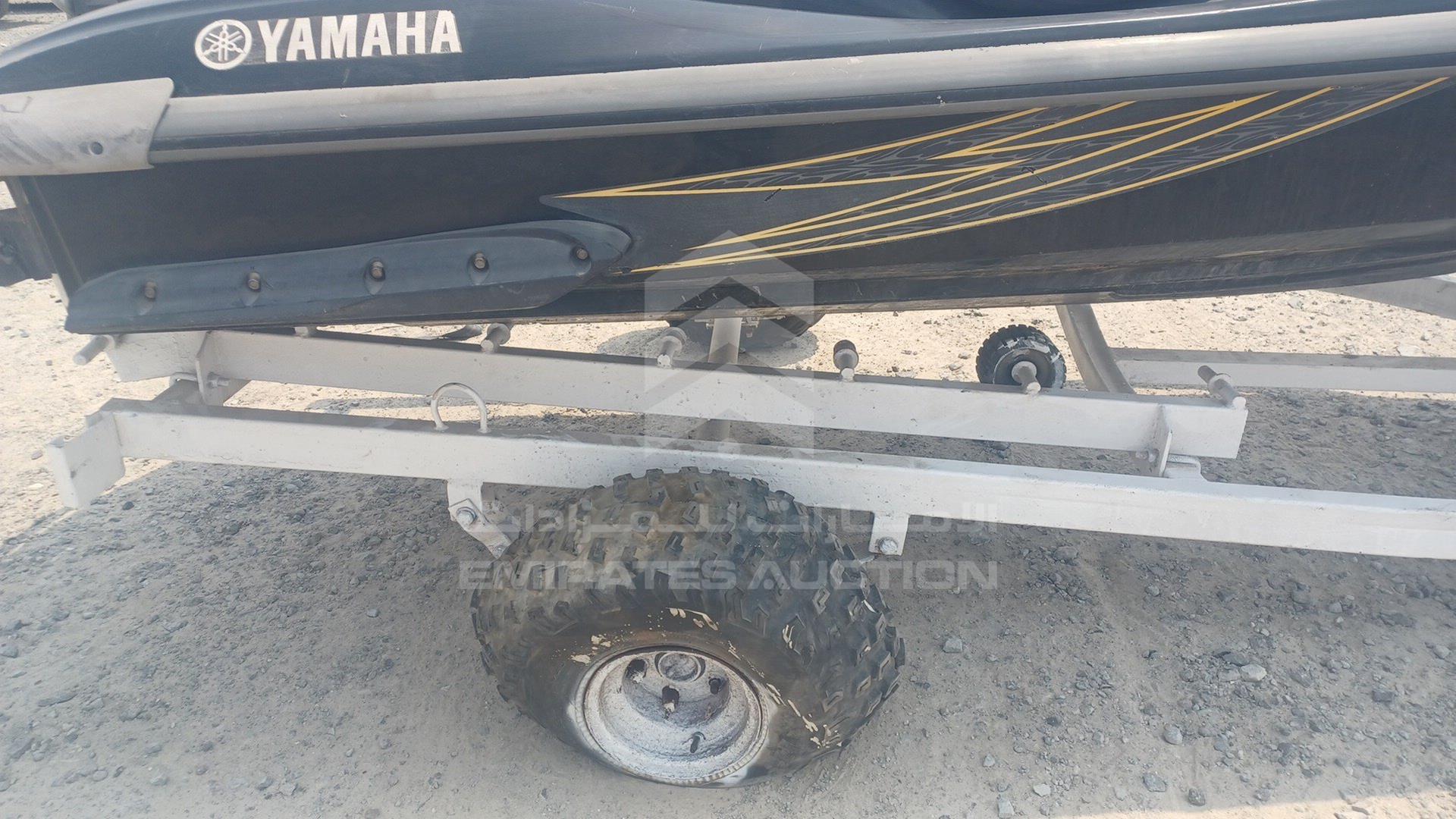 0 JET SKI + TROLLEY YAMAHA VIN: USYAMA1962L607
