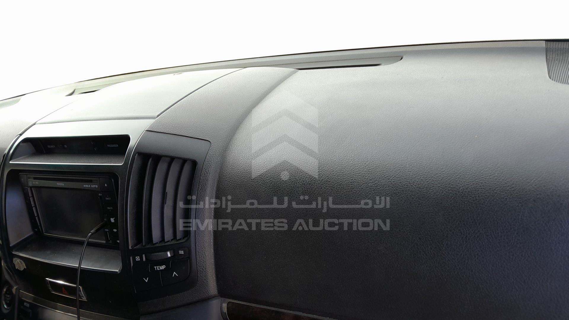 2010 TOYOTA LAND CRUISER VIN: JTMHT09J8A5066676