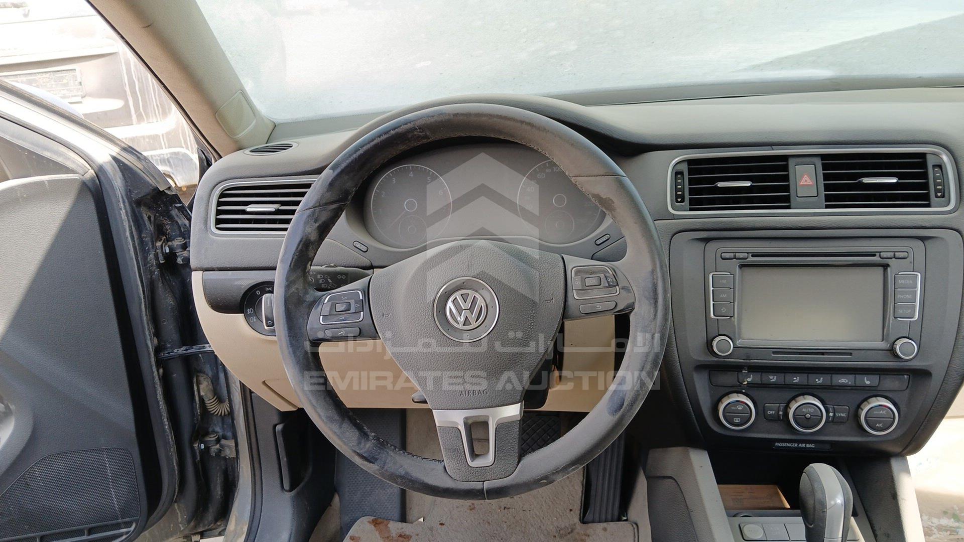2013 VOLKSWAGEN JETTA VIN: WVWSV1AJ8DM217740