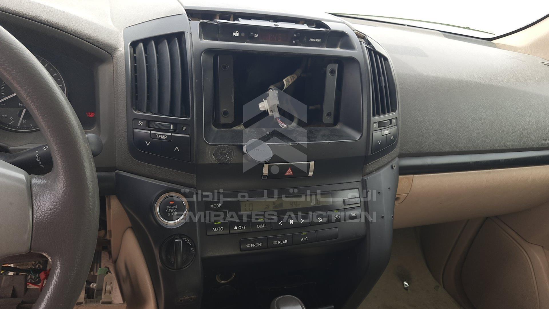 2013 TOYOTA LAND CRUISER VIN: JTMDU09J9D4063890
