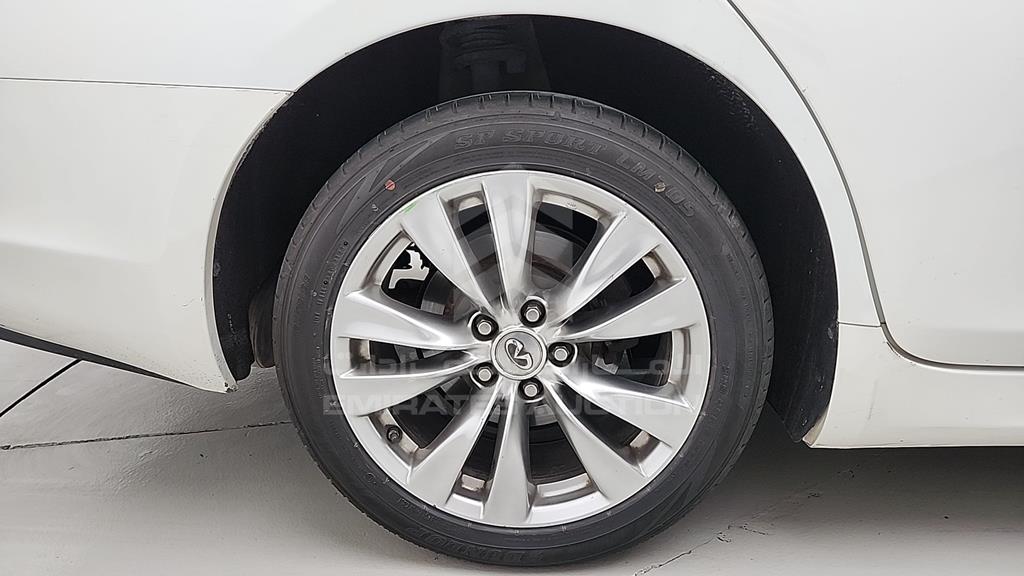 JNKBY1AP2EM300169 - 2014 INFINITI Q70 - #528736