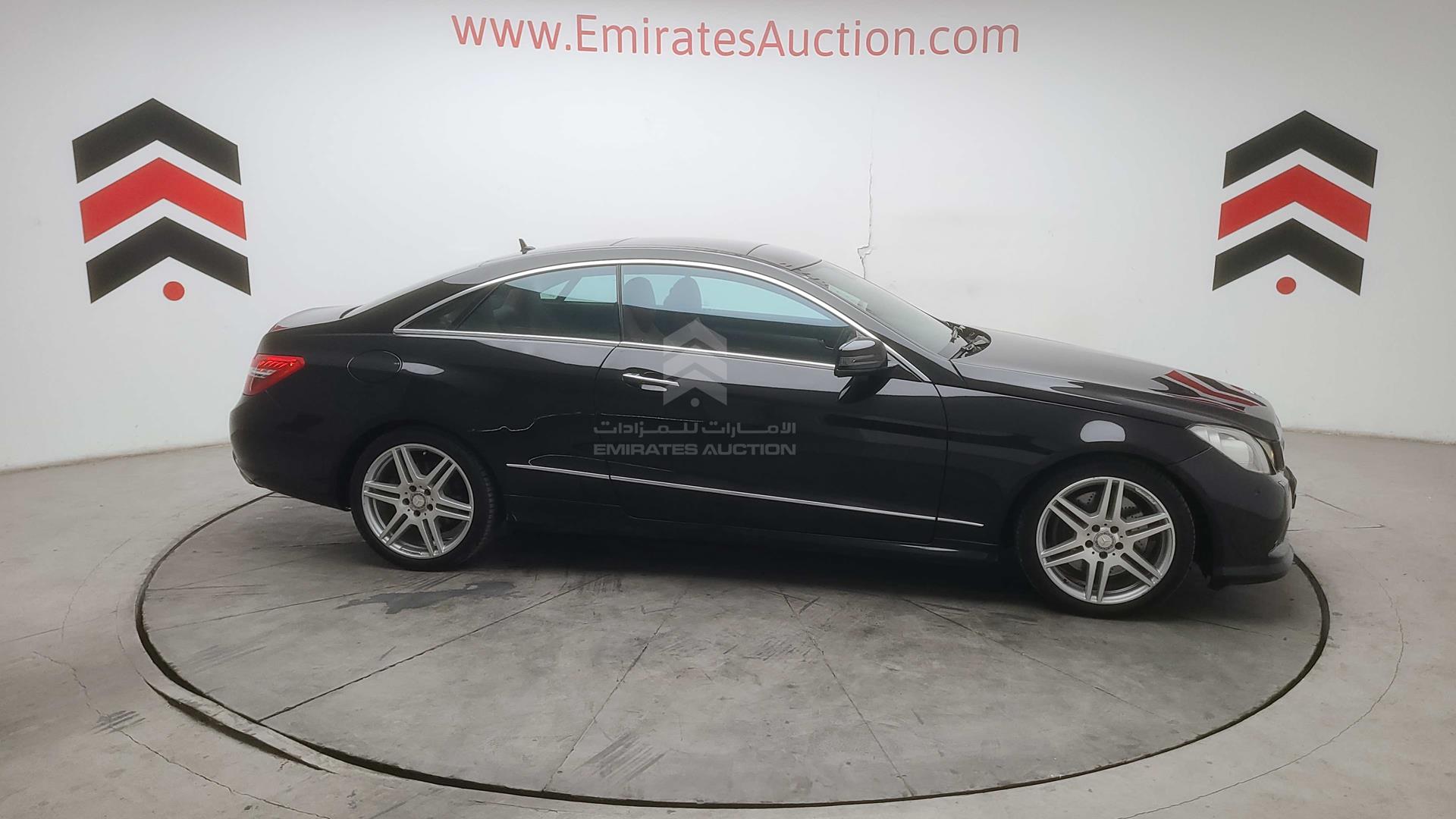 2011 MERCEDES E 500 VIN: WDDKJ7CB3BF076992