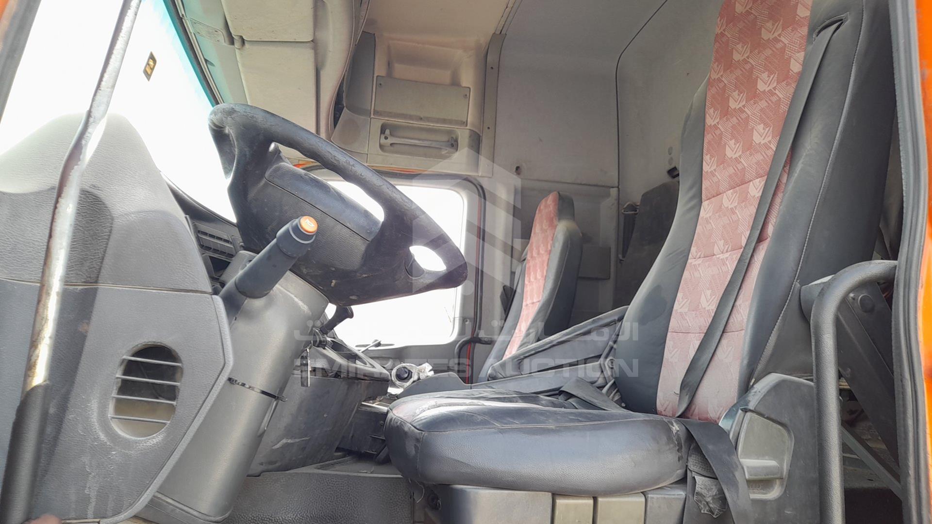 2005 MERCEDES ACTROS VIN: WDB9301631L017153