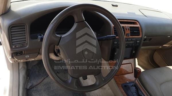Lexus LS400 1995 JT8UF22E7S0002141 Image 4