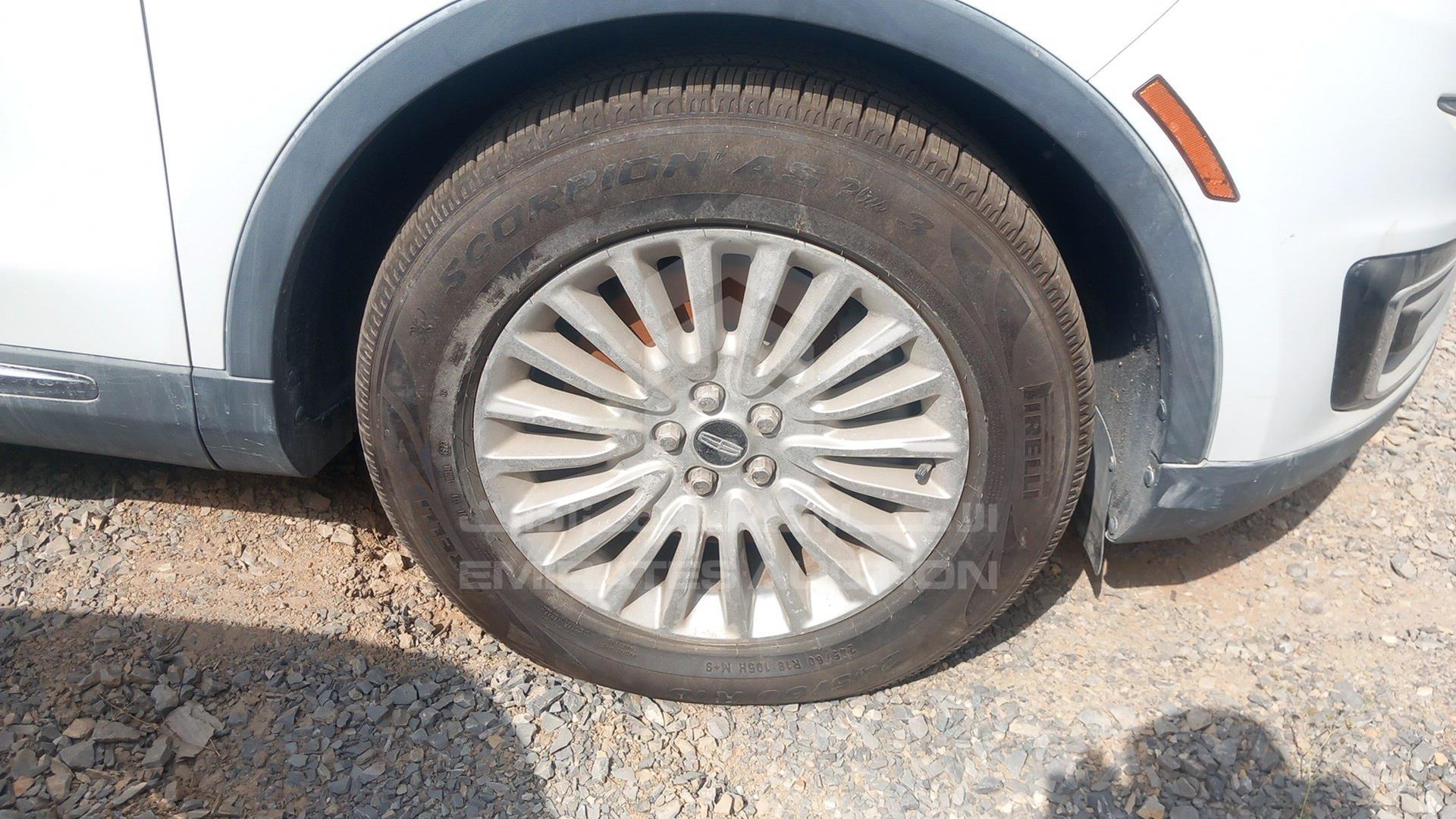 2020 LINCOLN NAUTILUS VIN: 2LMPJ8J99LBL05717
