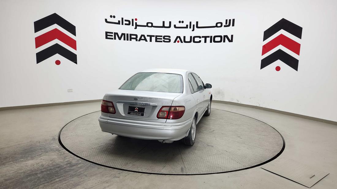 نيسان صني 2001 — الزاوية الخلفية — صورة 9