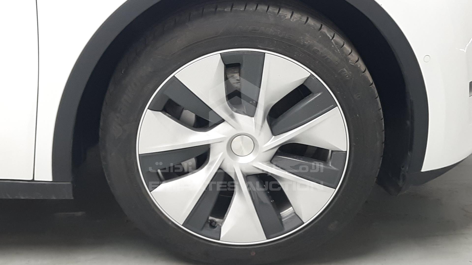 2022 TESLA MODEL Y VIN: LRWYGCEK8NC238045