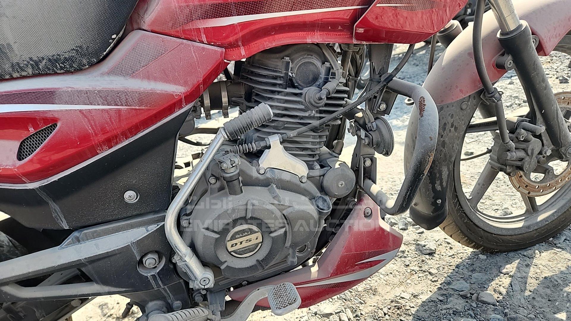 0 BAJAJ PULSAR VIN: MD2A11CX1LCE56654