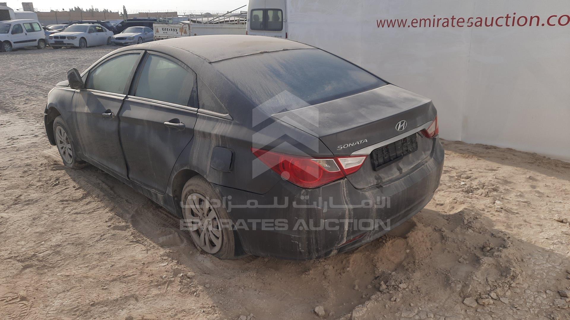 2014 HYUNDAI SONATA VIN: KMHEB41C5EA602180