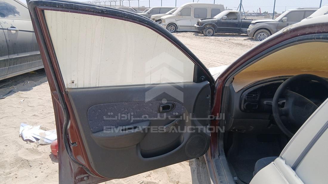 2002 Kia Sephia — Front Left Door — Photo 11