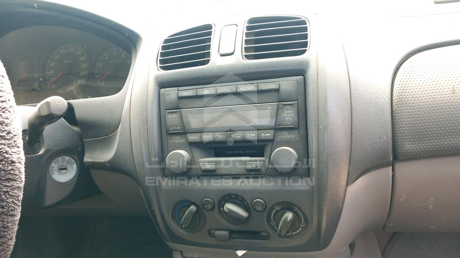 2003 MAZDA 323 VIN: JM7BJ12M231222037