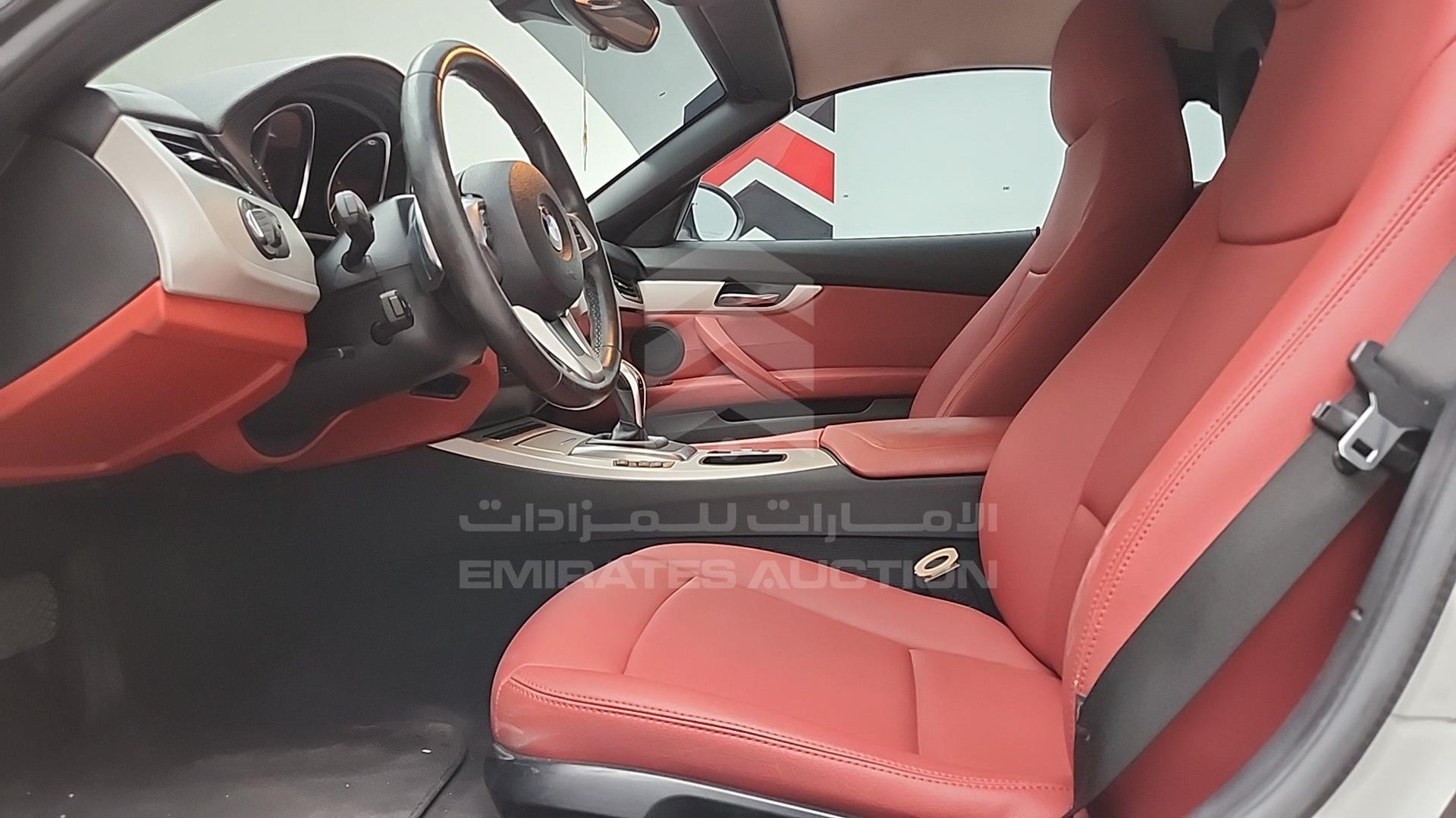 2015 BMW Z4 VIN: WBALL1107FJ664711