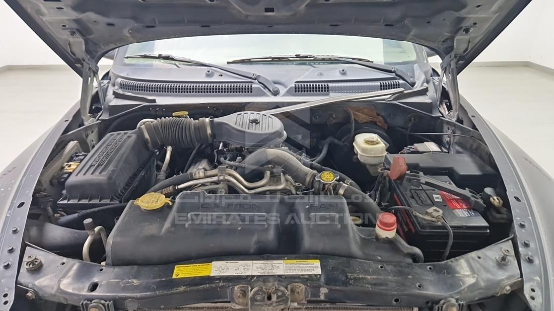 2003 Dodge Durango — Engine Bay — Photo 35
