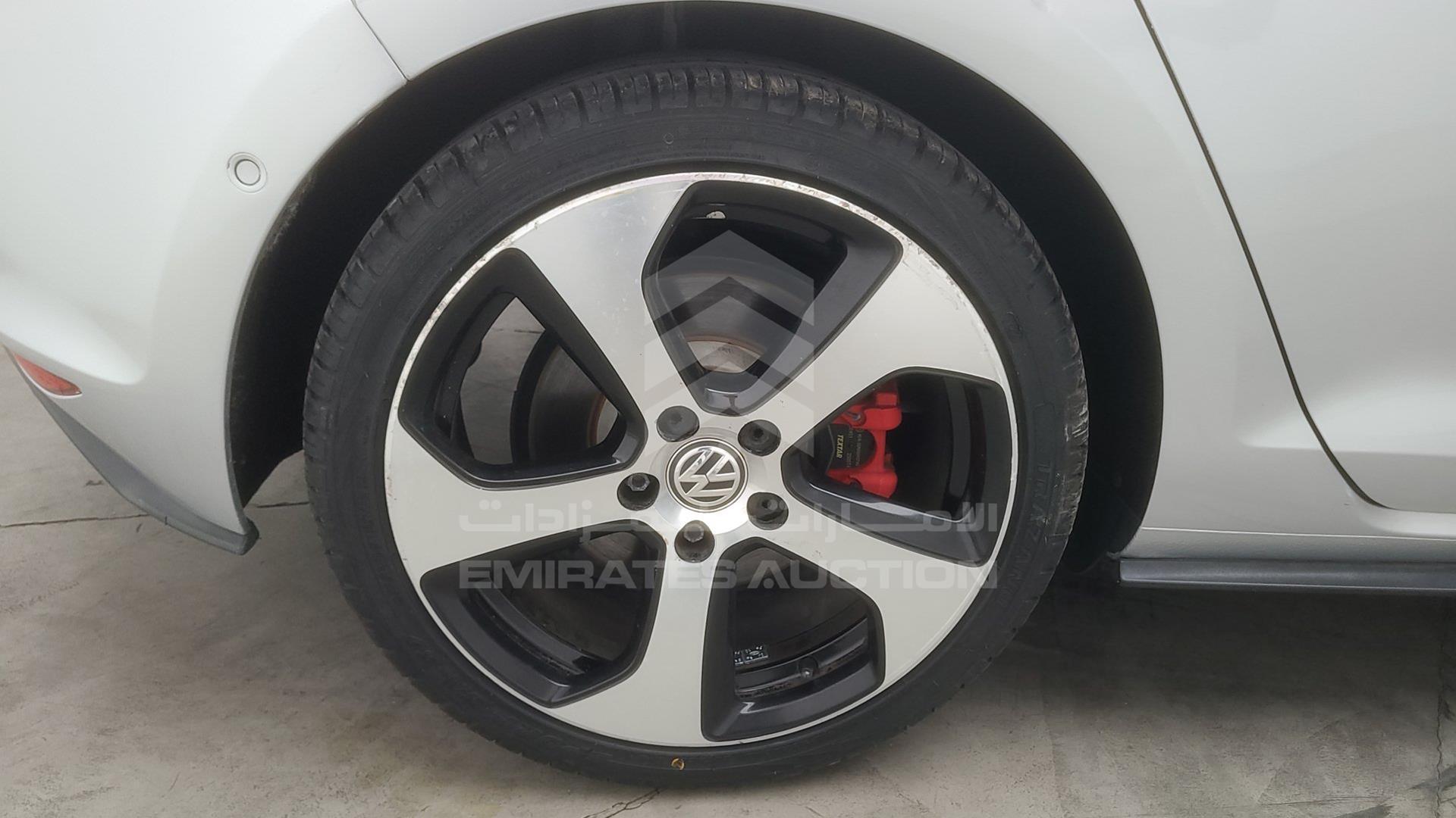 2015 VOLKSWAGEN GOLF GTI VIN: WVWFK2AU1FW000385