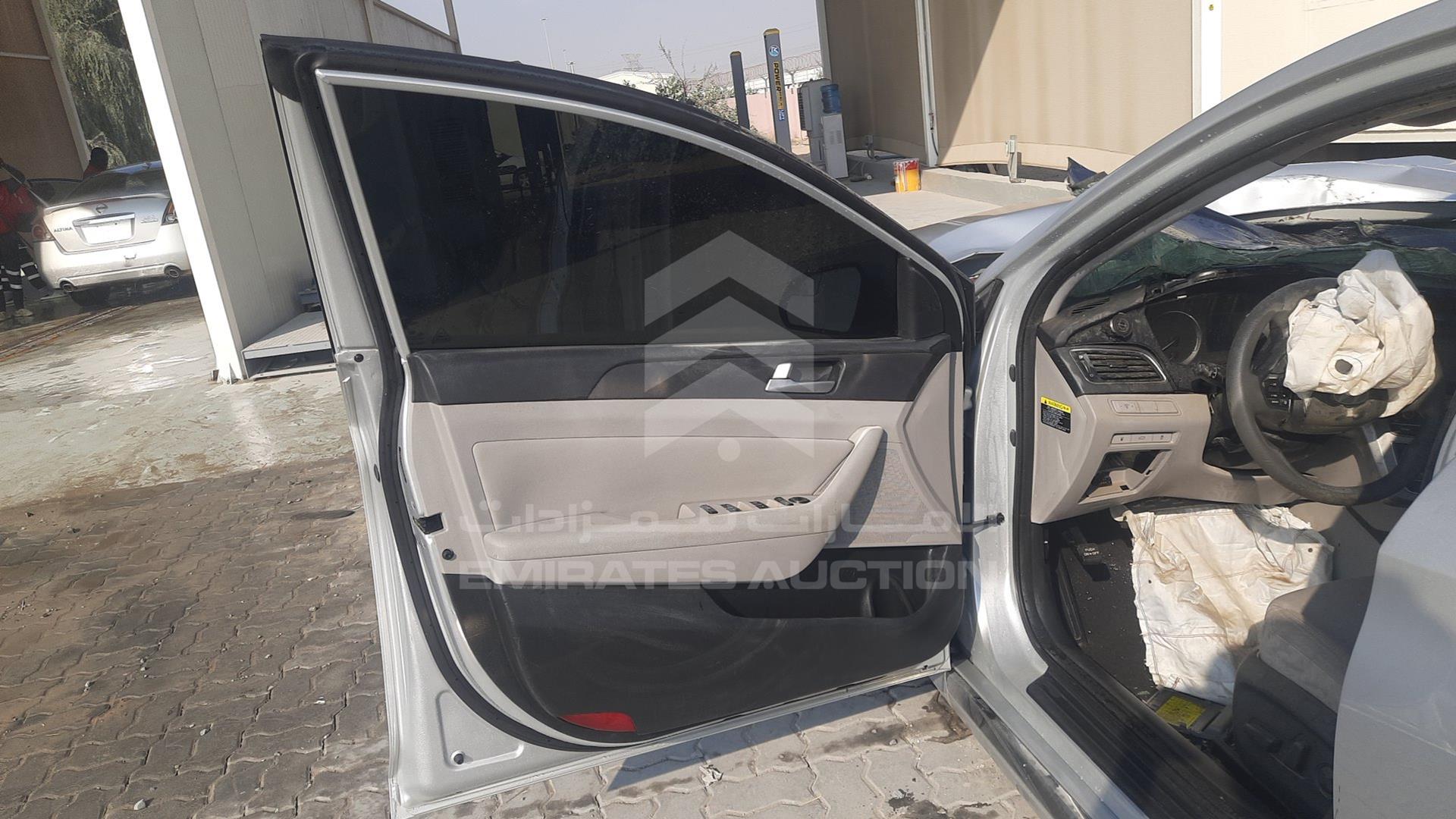 2016 HYUNDAI SONATA VIN: 5NPE34AF4GH278176