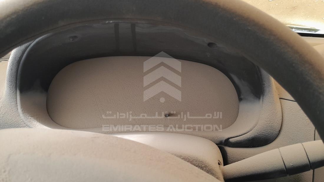 2007 Renault Clio — Speedometer & RPM Gauges — Photo 14