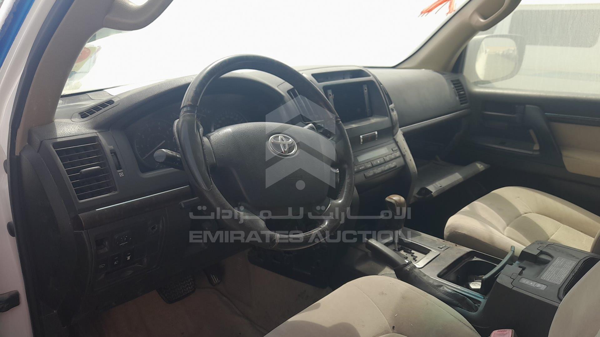 2011 TOYOTA LAND CRUISER VIN: JTMHU09J6B5052743