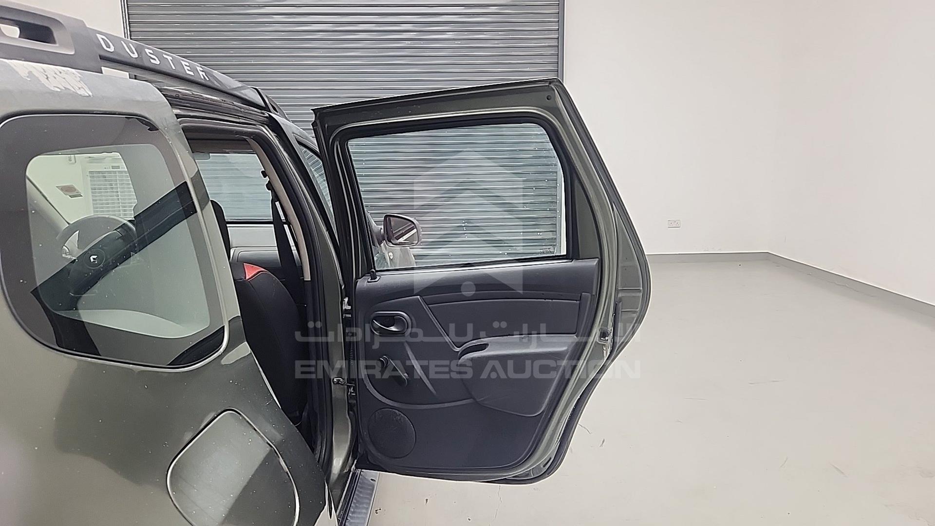 2015 RENAULT DUSTER VIN: VF1HSRCA5FA511923