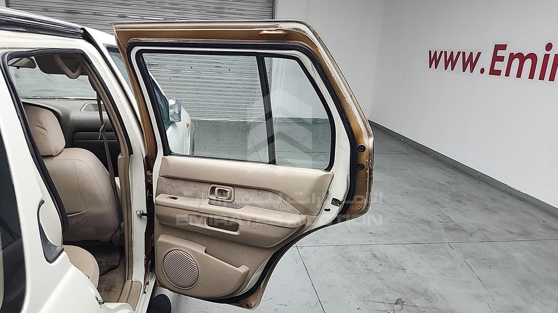 نيسان باث فايندر 2002 — الباب الخلفي الأيمن — صورة 21