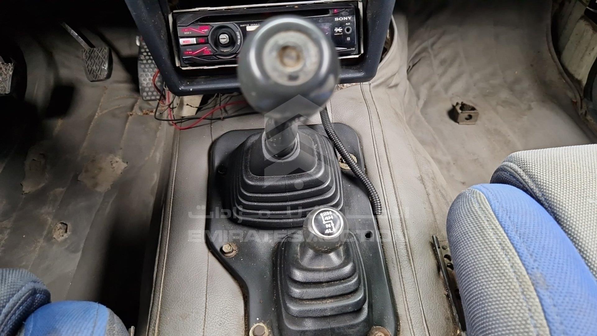 2001 DAIHATSU ROCKY VIN: JD2MF929X11001292