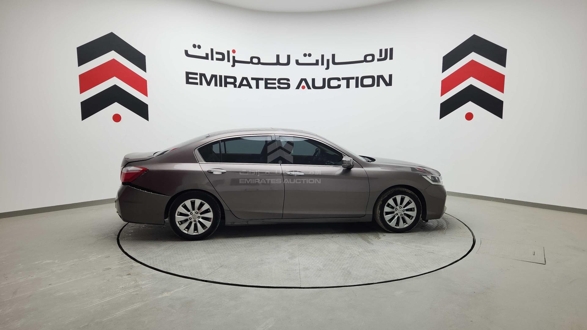2015 HONDA ACCORD VIN: LUCCR2665F3406434