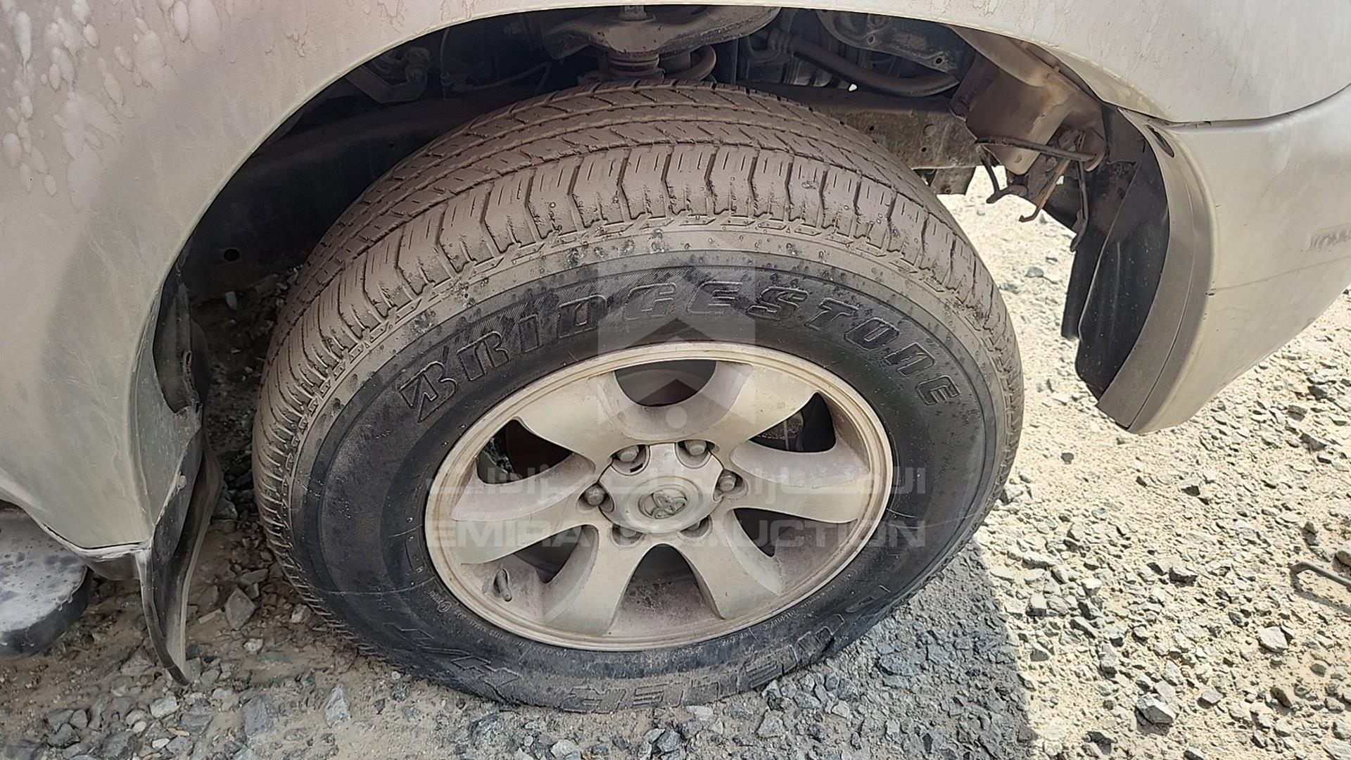 2002 TOYOTA PRADO VIN: JTEBN95J320103234
