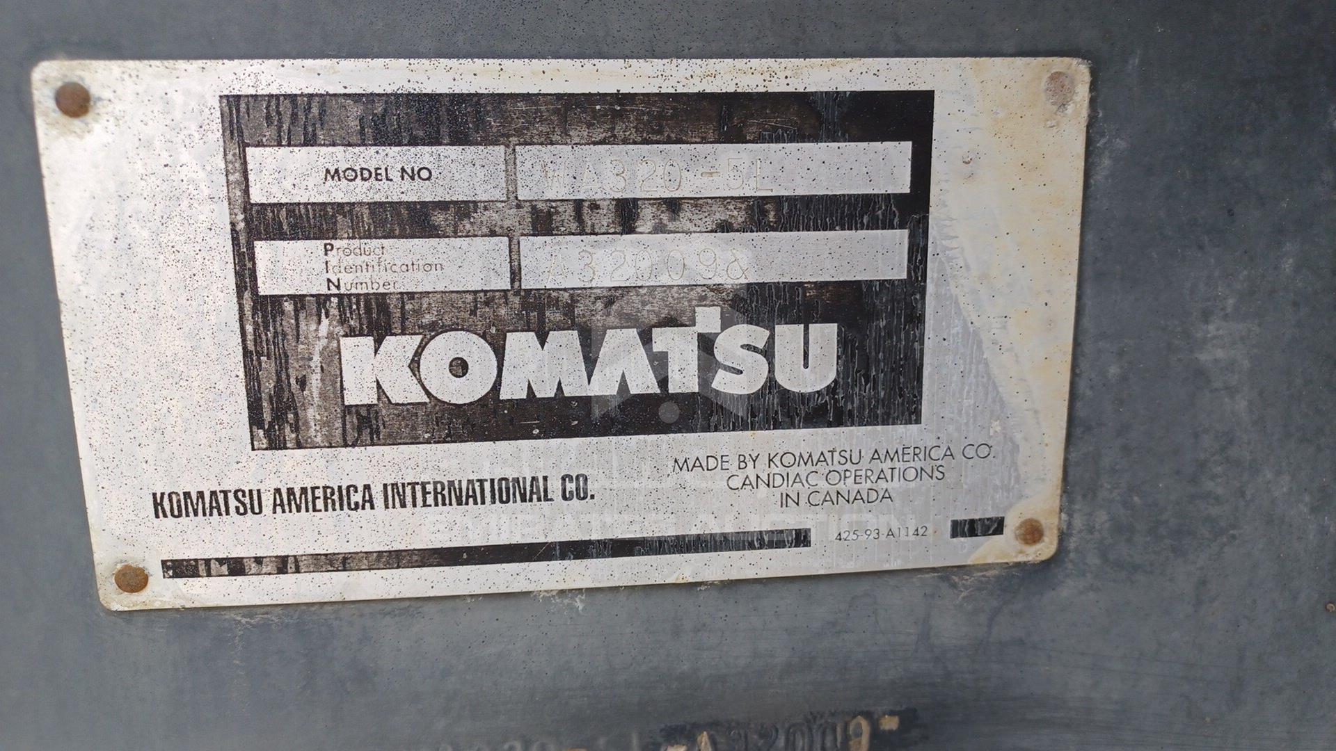 2004 KOMATSU WA320 VIN: WA3205LA32009