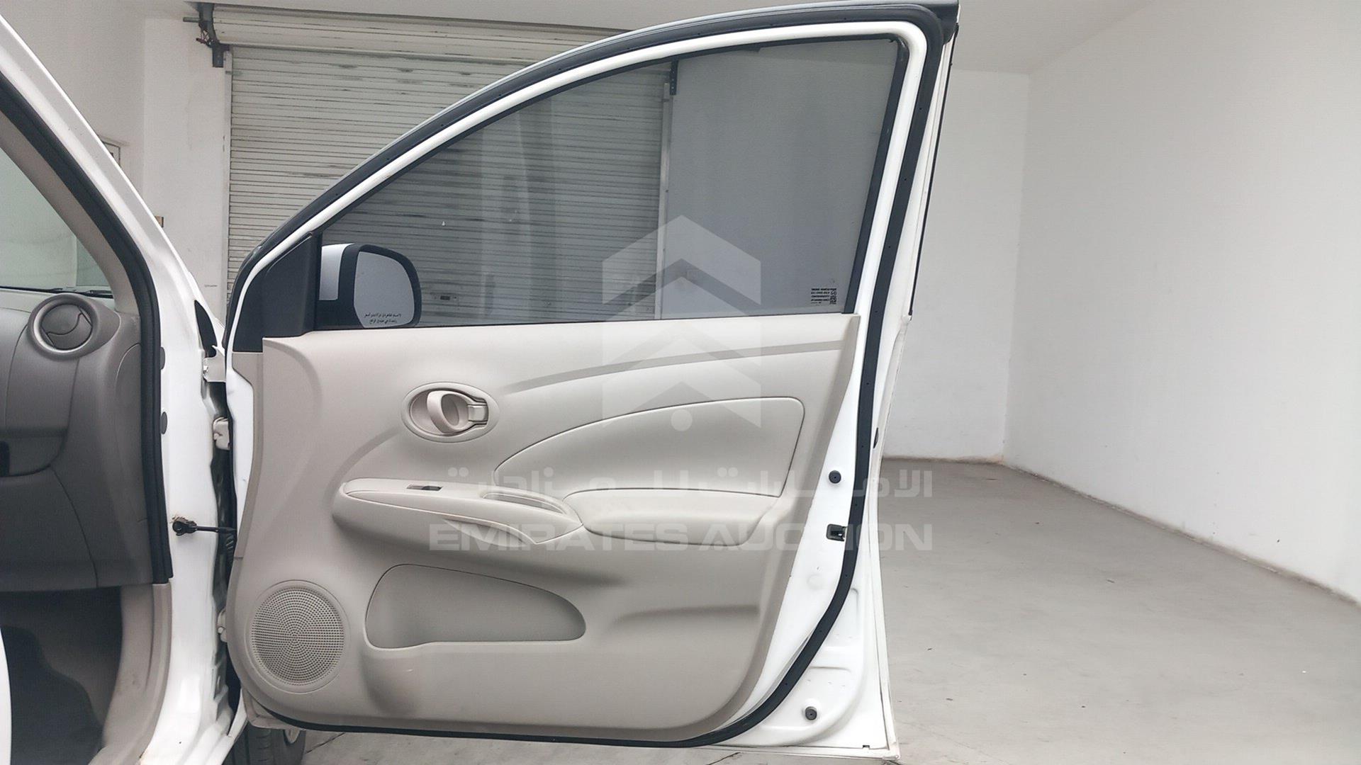 2015 NISSAN SUNNY VIN: MDHBN7AD4FG705775