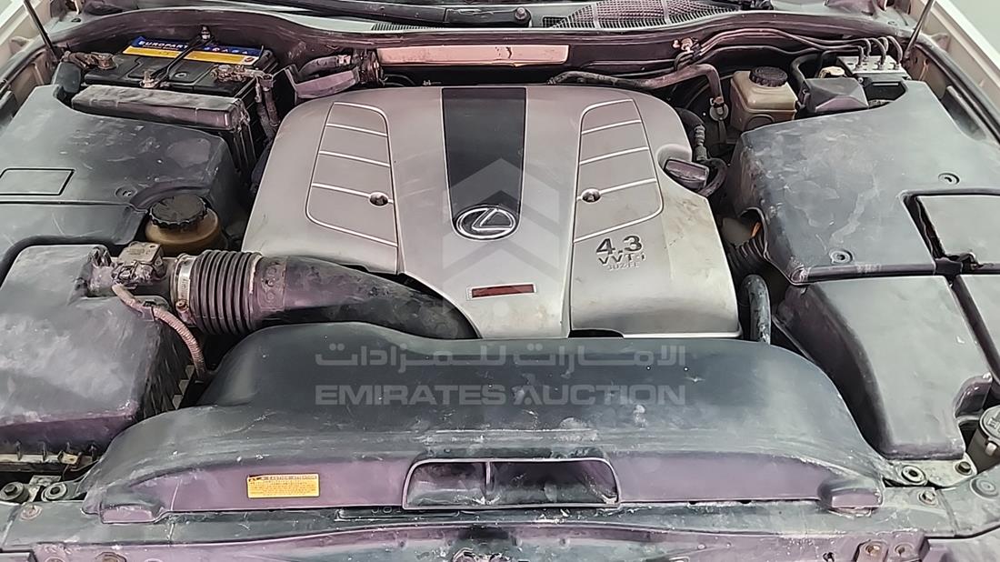 2001 Lexus LS 430 — Engine Bay — Photo 29