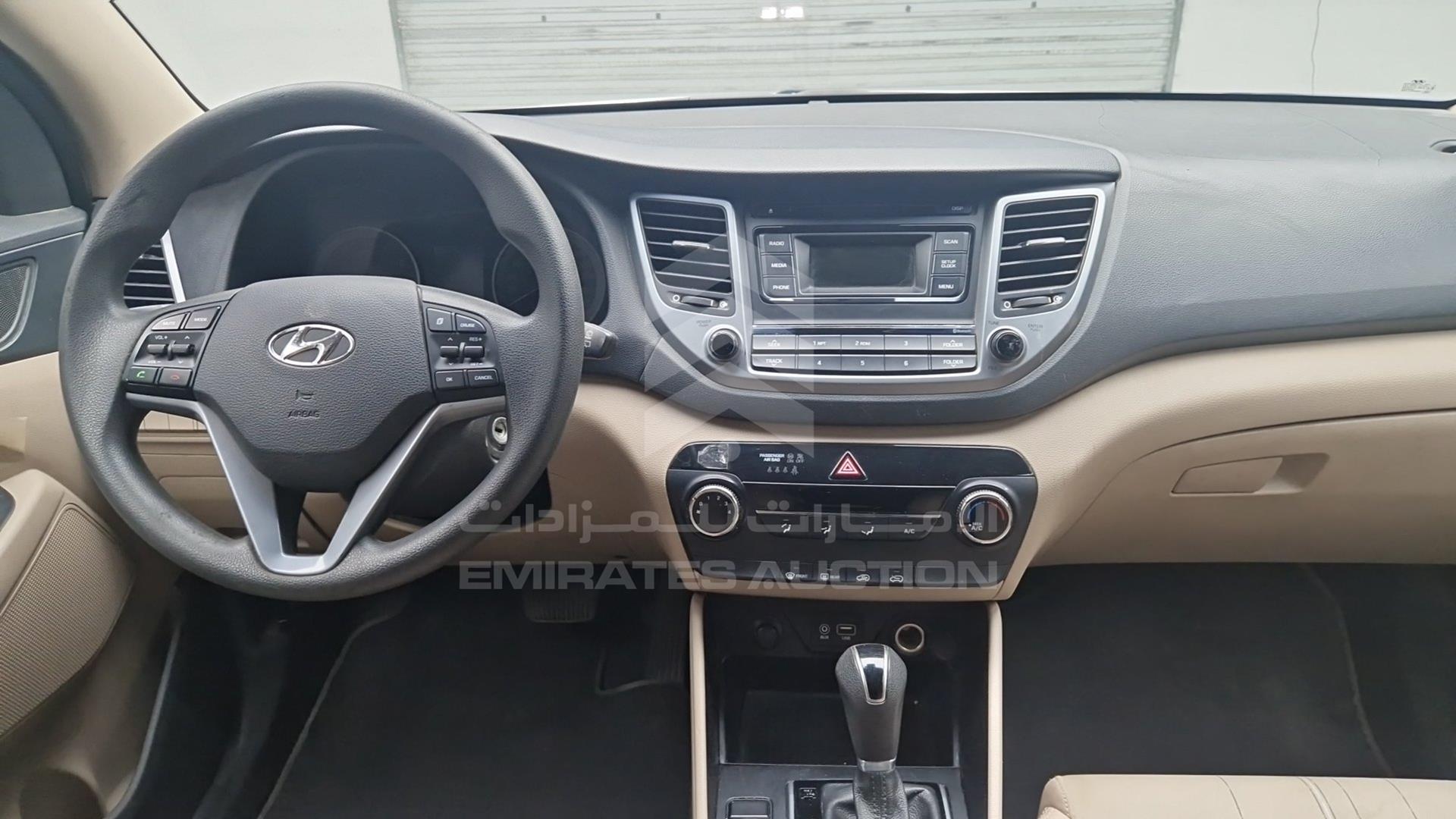 2017 HYUNDAI TUCSON VIN: TMAJ28138HJ170638