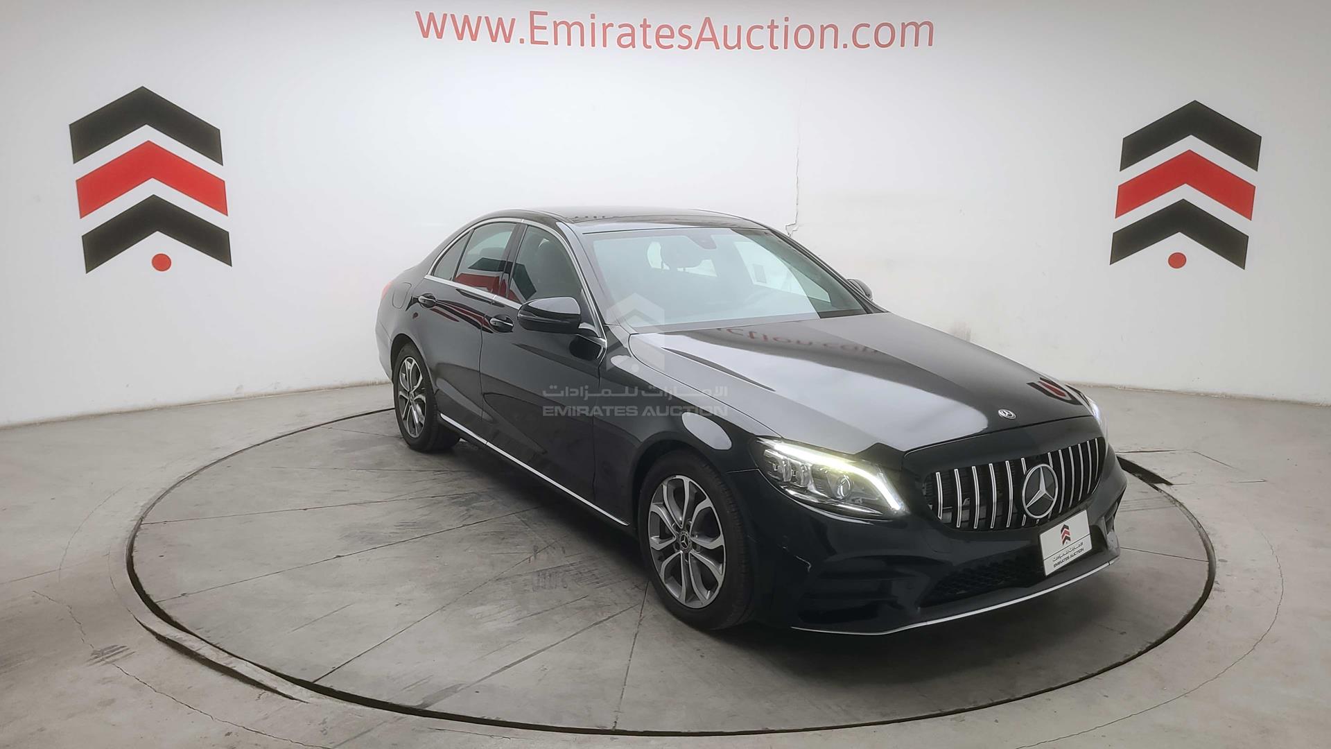 2018 MERCEDES C 300 VIN: WDDWF4JB9JR417894