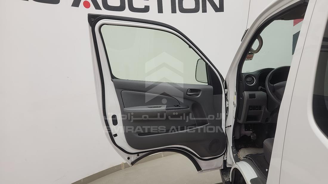 2021 Nissan Urvan — Front Left Door — Photo 5