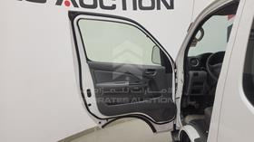 2021 Nissan Urvan — Front Left Door — Photo 5 — Thumbnail