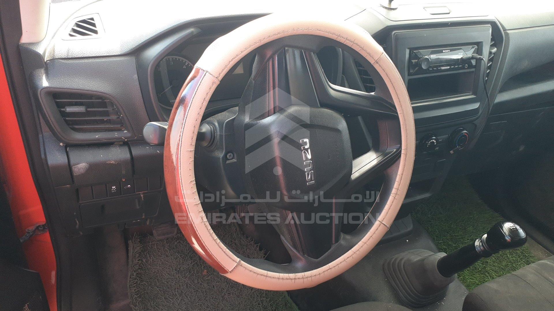 2022 ISUZU PICK UP VIN: MPAEL397XNT005489