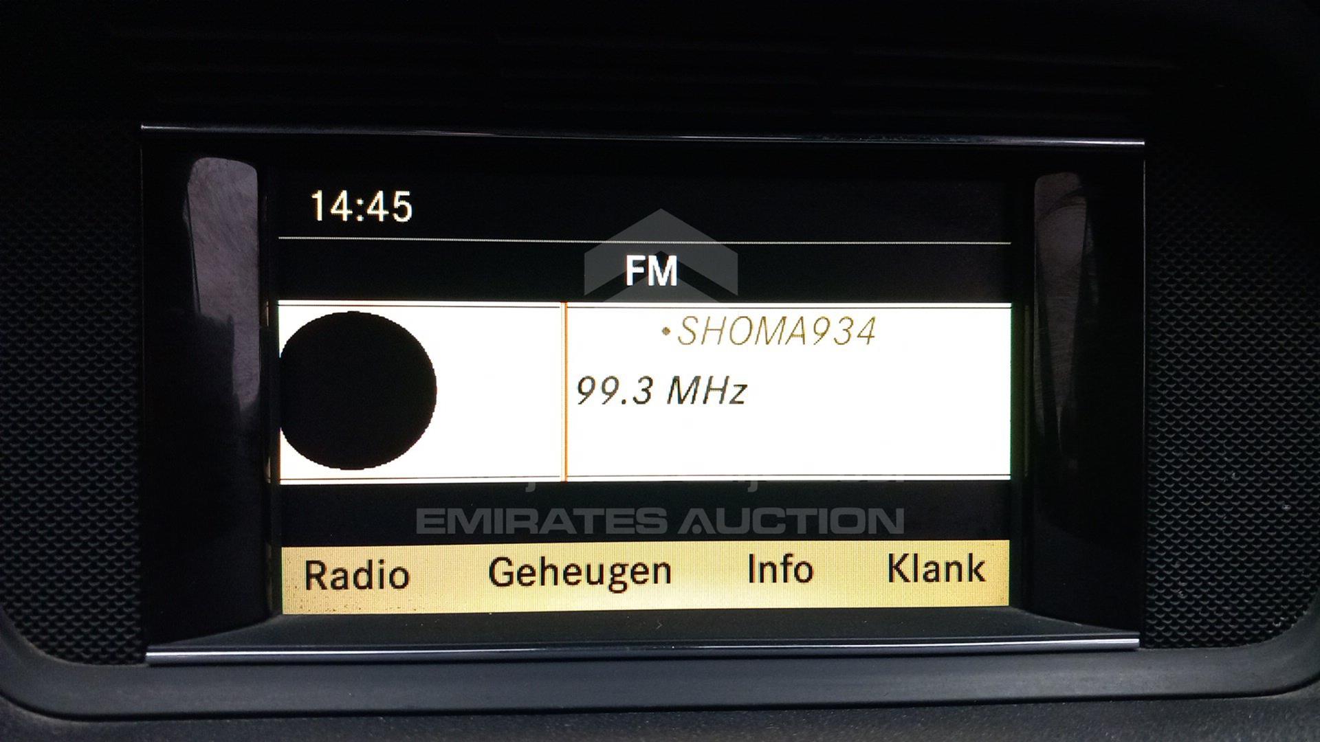 2011 MERCEDES E200 VIN: WDD2074481F114665