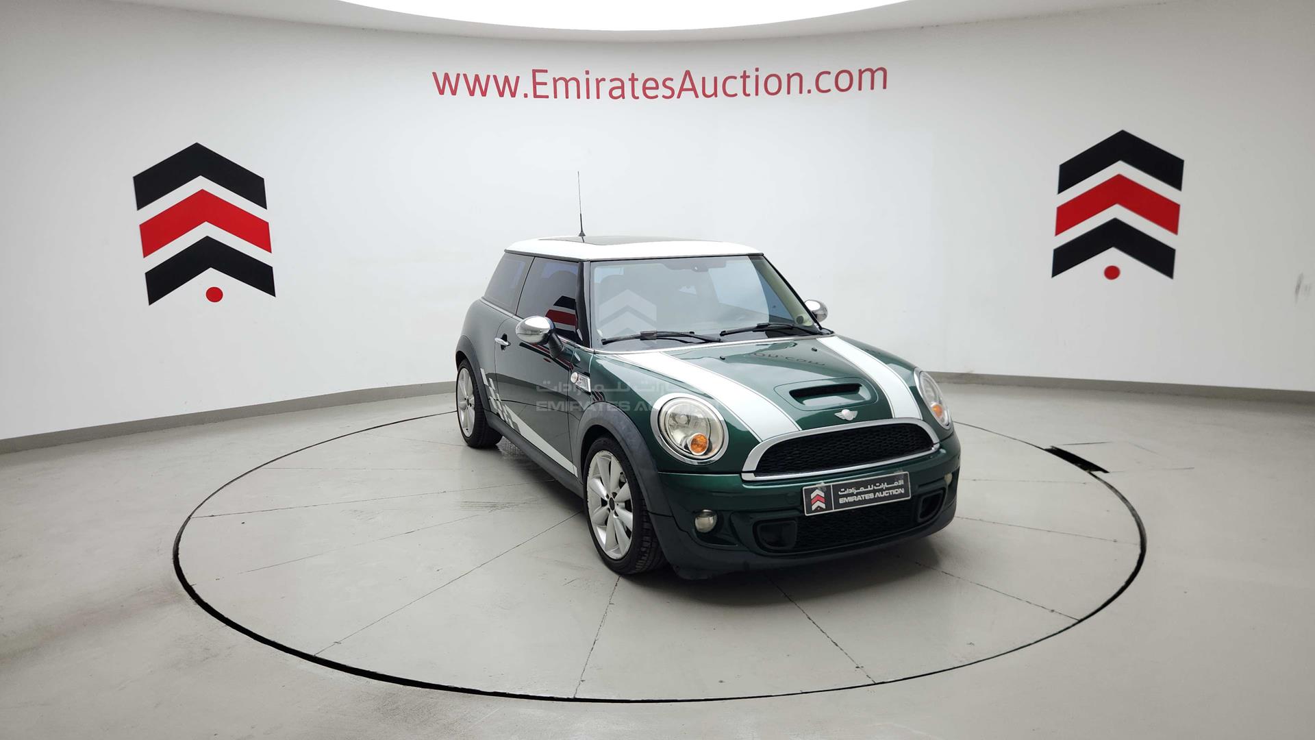 2014 MINI COOPER S VIN: WMWSV31060T648710