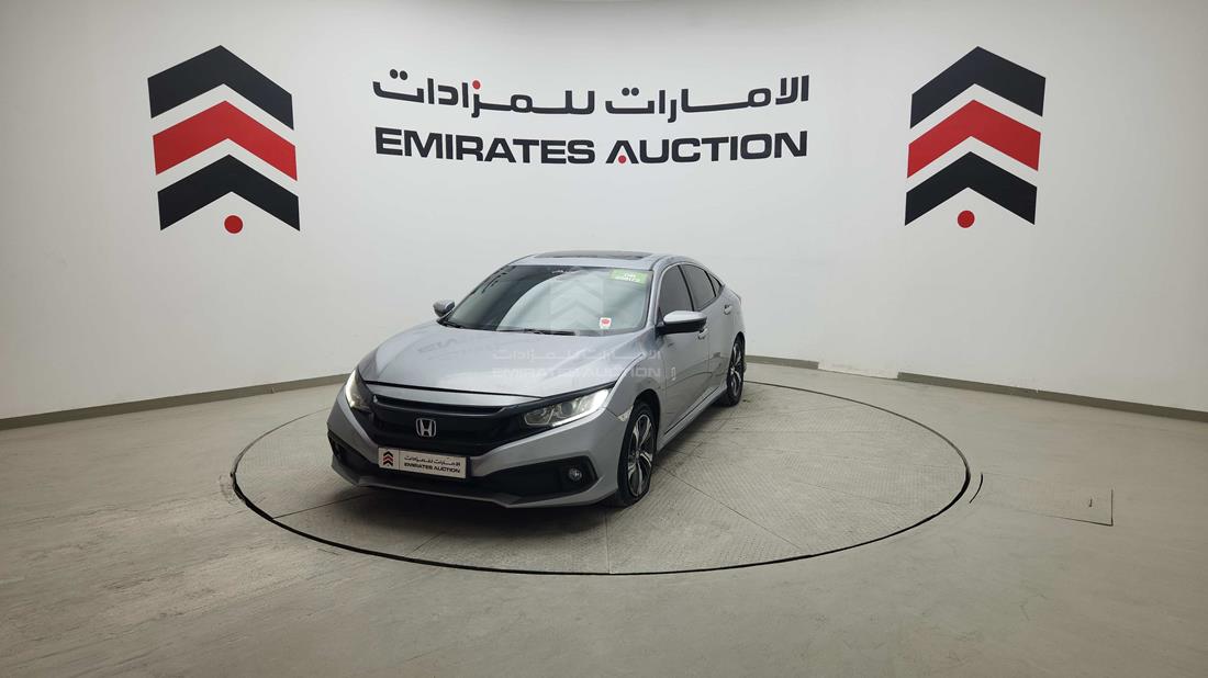 هوندا سيفيك 2021 — الزاوية الأمامية اليسرى — صورة 6