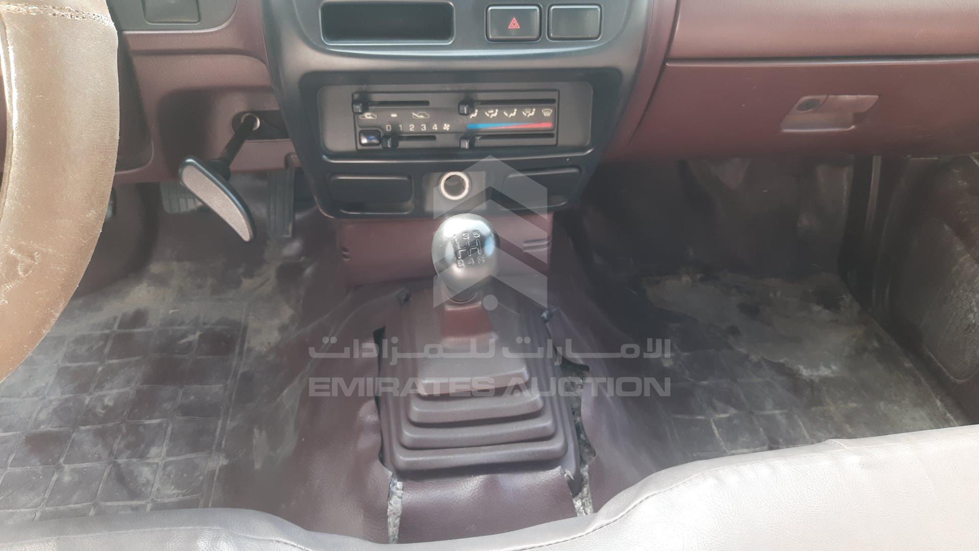 2007 NISSAN 2400 VIN: JN6DD23S07X216038