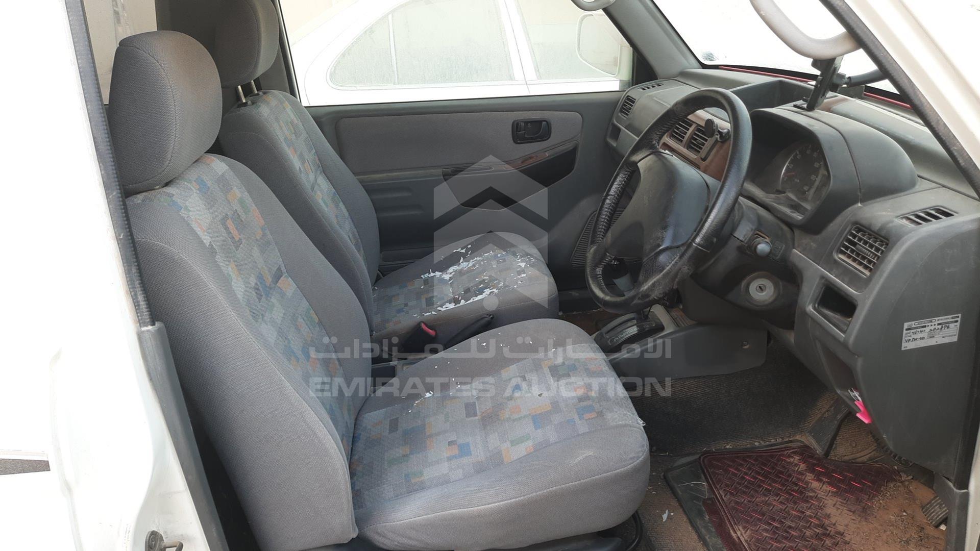 2001 MITSUBISHI PAJERO MINI VIN: H58A0212011