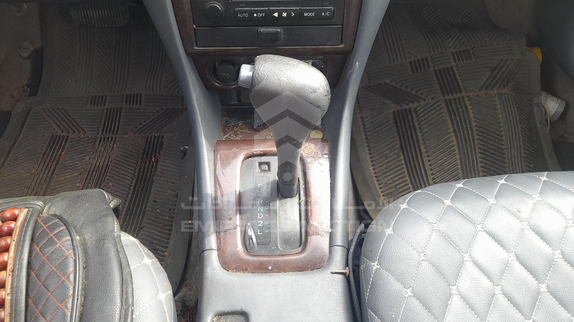 2001 TOYOTA CAMRY VIN: 4T1BG28K21U073561
