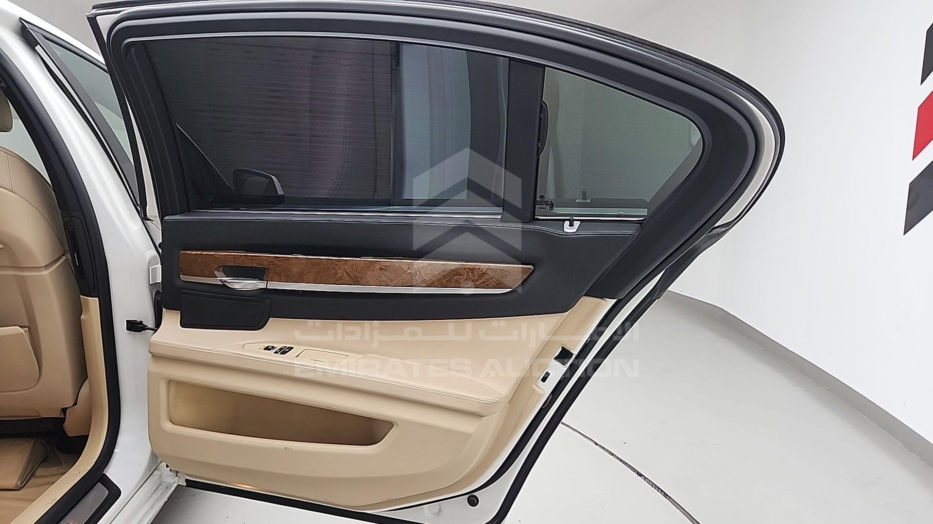 2009 BMW 740 LI VIN: WBAKB41069CY45887