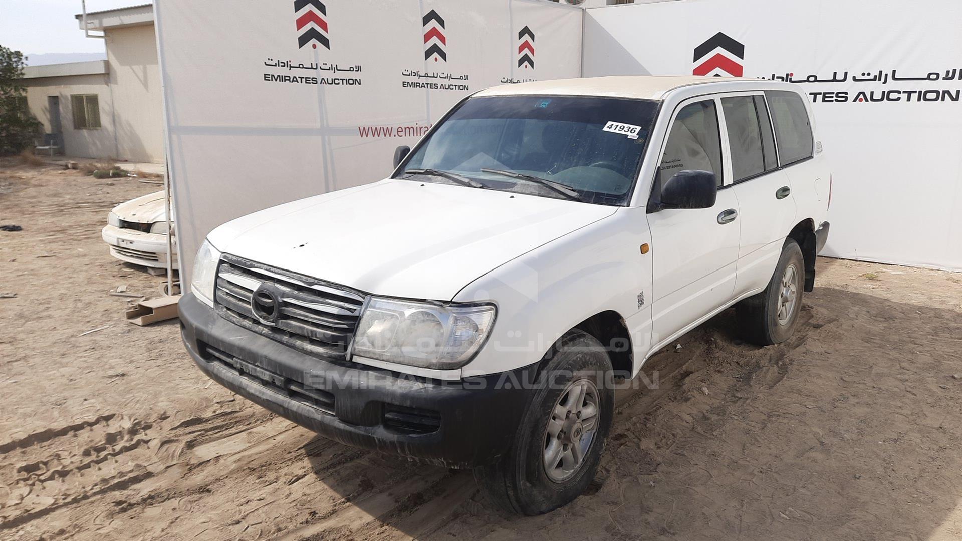 2001 TOYOTA LAND CRUISER VIN: JTGHJ01J313000908