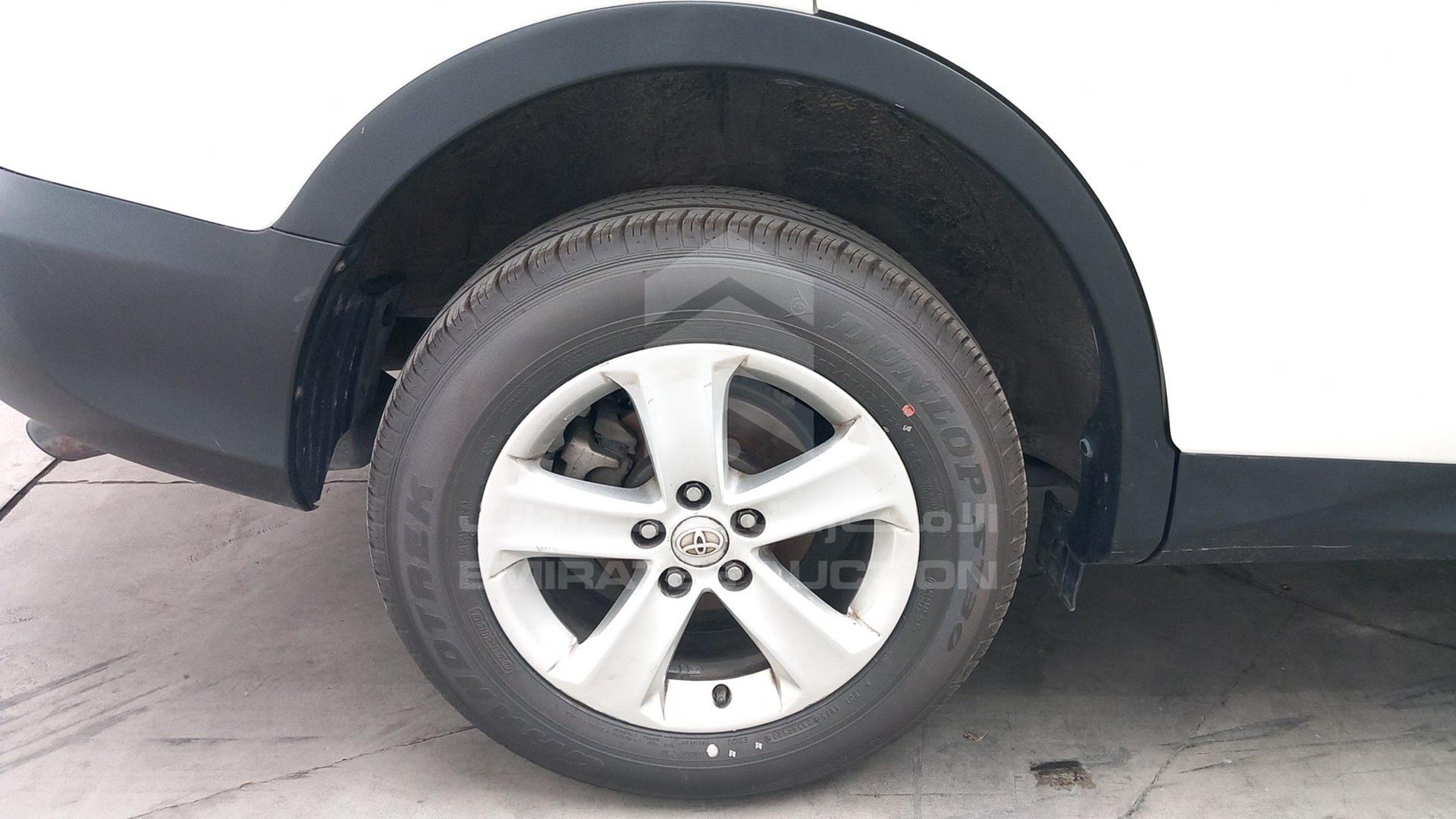 2014 TOYOTA RAV-4 VIN: JTMBF9EV5ED074921