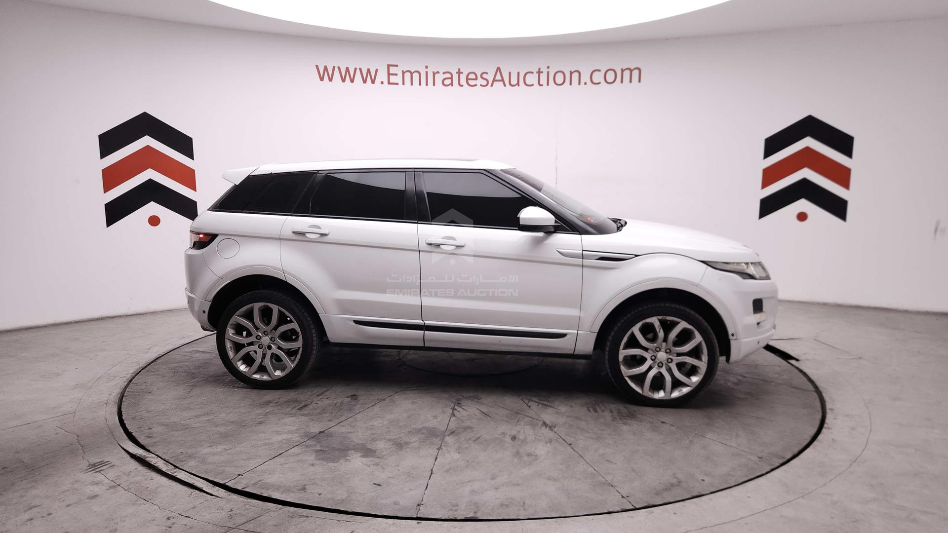 2014 RANGE ROVER EVOQUE VIN: SALVA2BG1EH933044
